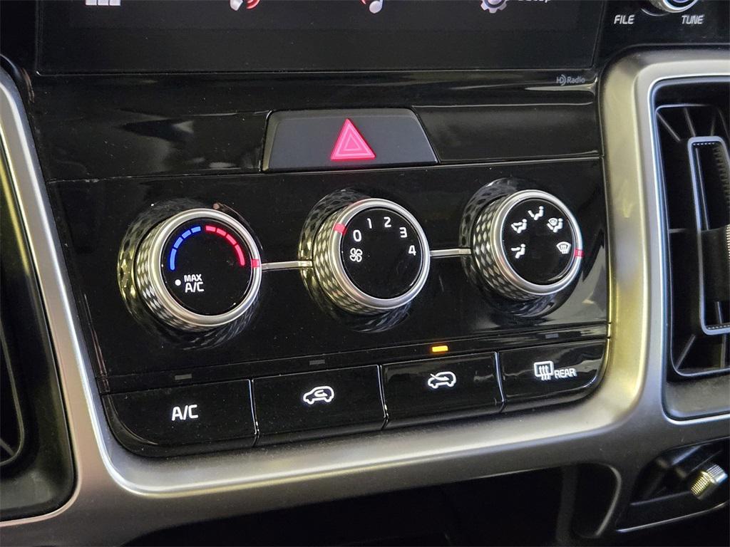 used 2023 Kia Sorento car, priced at $23,279