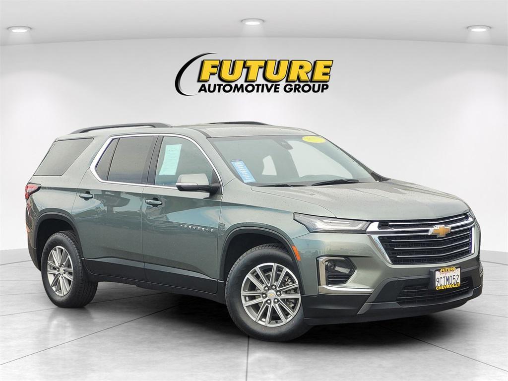 used 2022 Chevrolet Traverse car, priced at $29,142