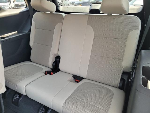 used 2022 Chevrolet Traverse car, priced at $29,849