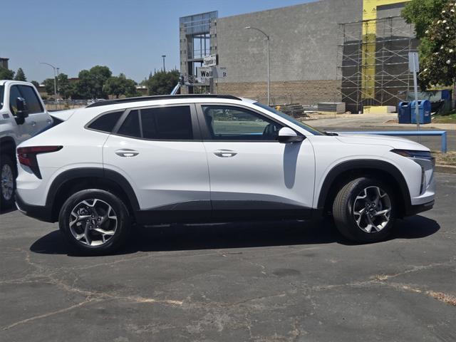 new 2025 Chevrolet Trax car, priced at $22,940