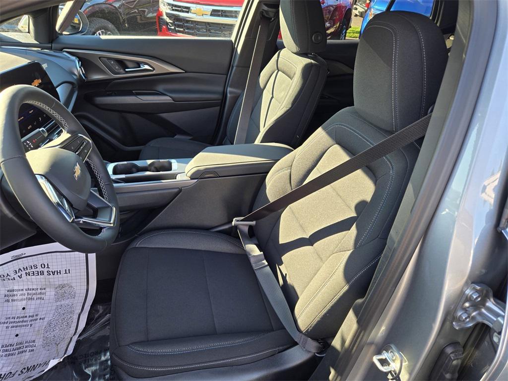 new 2026 Chevrolet Equinox EV car, priced at $35,295