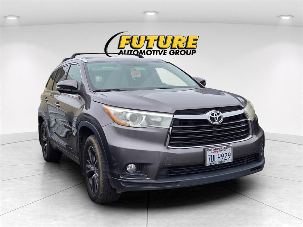 used 2016 Toyota Highlander car, priced at $16,001