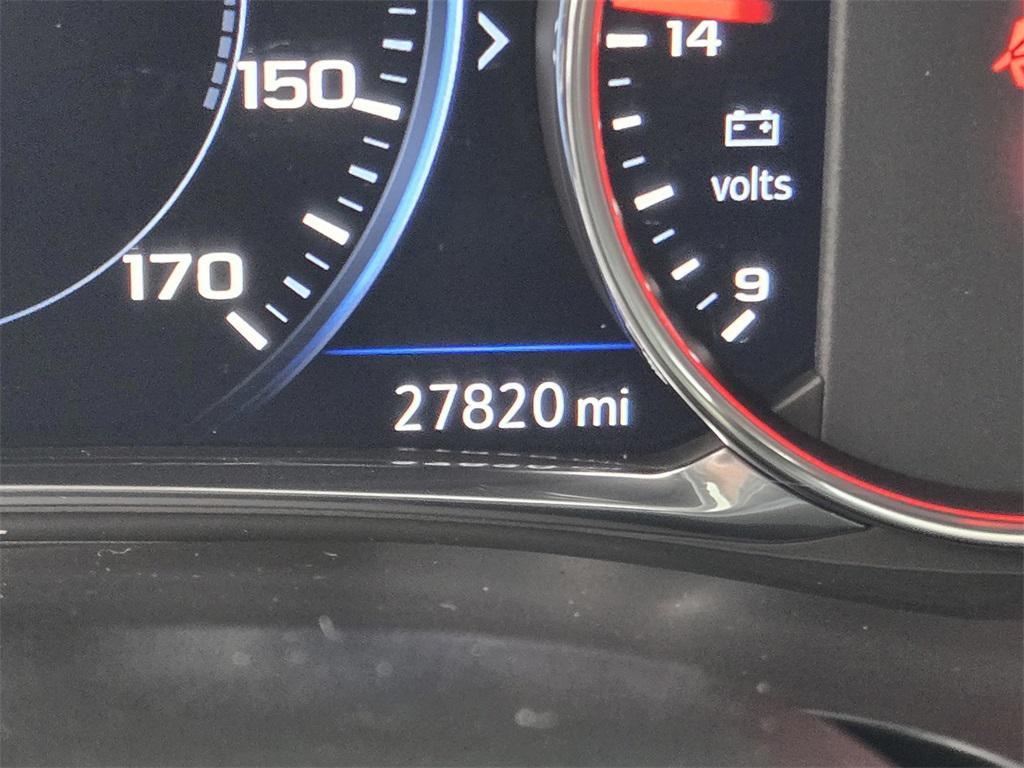 used 2022 Chevrolet Traverse car, priced at $38,263