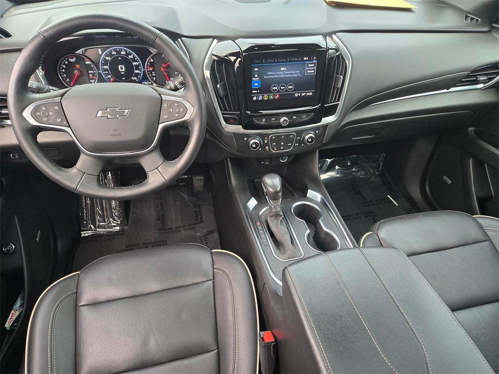 used 2022 Chevrolet Traverse car, priced at $38,263
