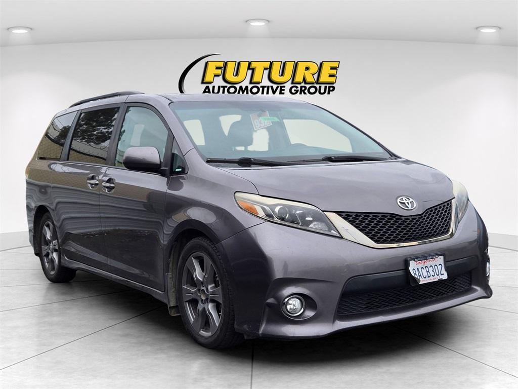 used 2017 Toyota Sienna car, priced at $22,825