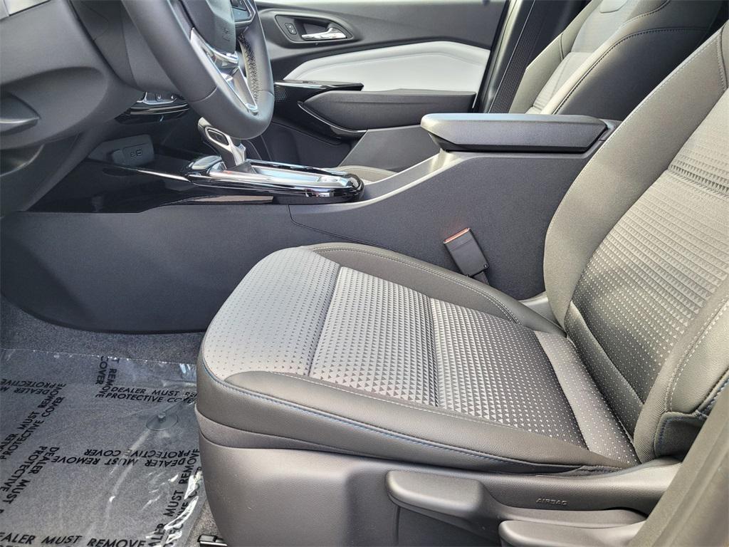 new 2025 Chevrolet Trax car, priced at $22,584