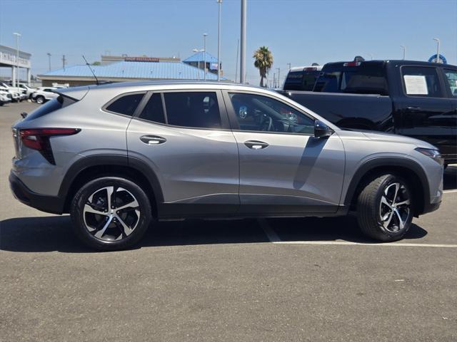 new 2025 Chevrolet Trax car, priced at $23,085
