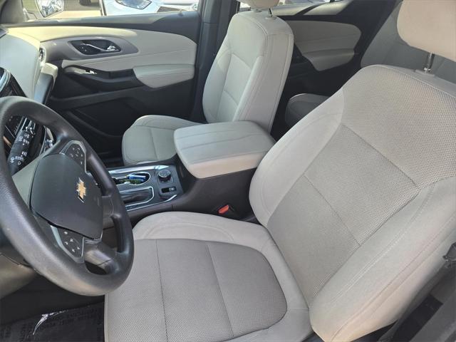 used 2023 Chevrolet Traverse car, priced at $31,600