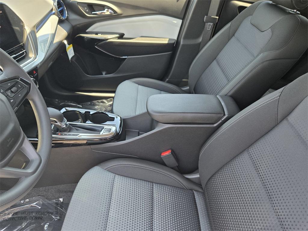 new 2025 Chevrolet Trax car, priced at $22,095