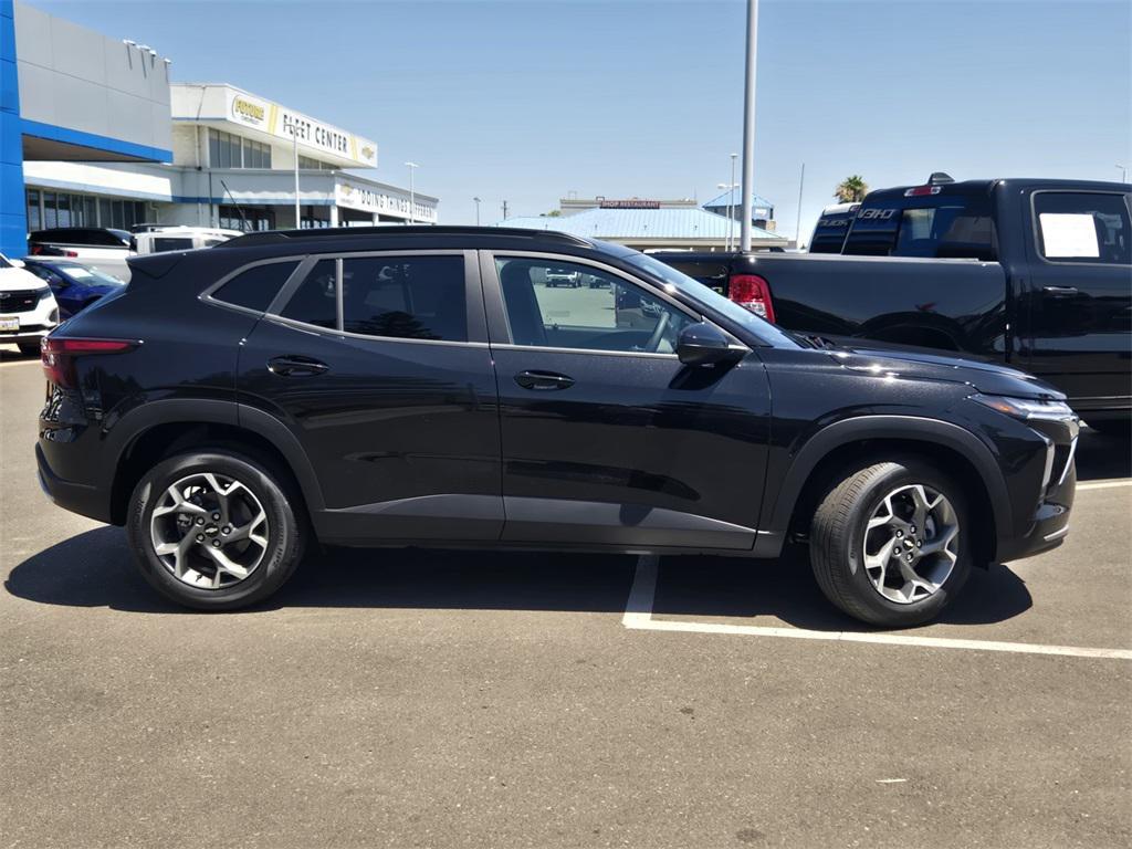 new 2025 Chevrolet Trax car, priced at $22,095