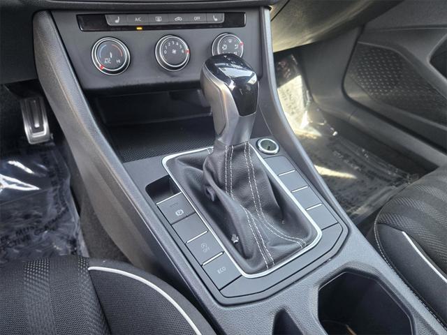 used 2024 Volkswagen Jetta car, priced at $19,911