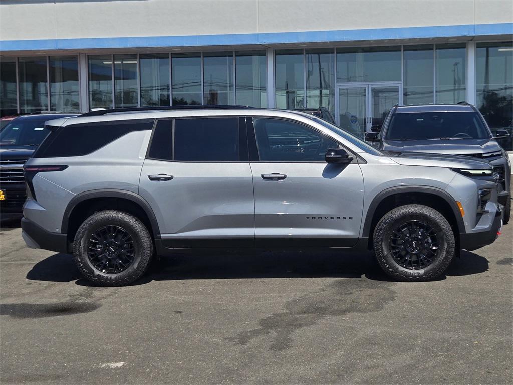 new 2026 Chevrolet Traverse car, priced at $57,061