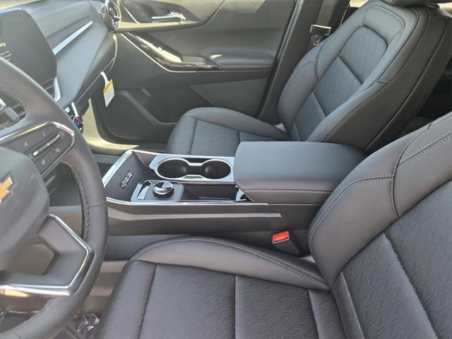 new 2026 Chevrolet Equinox car, priced at $32,045