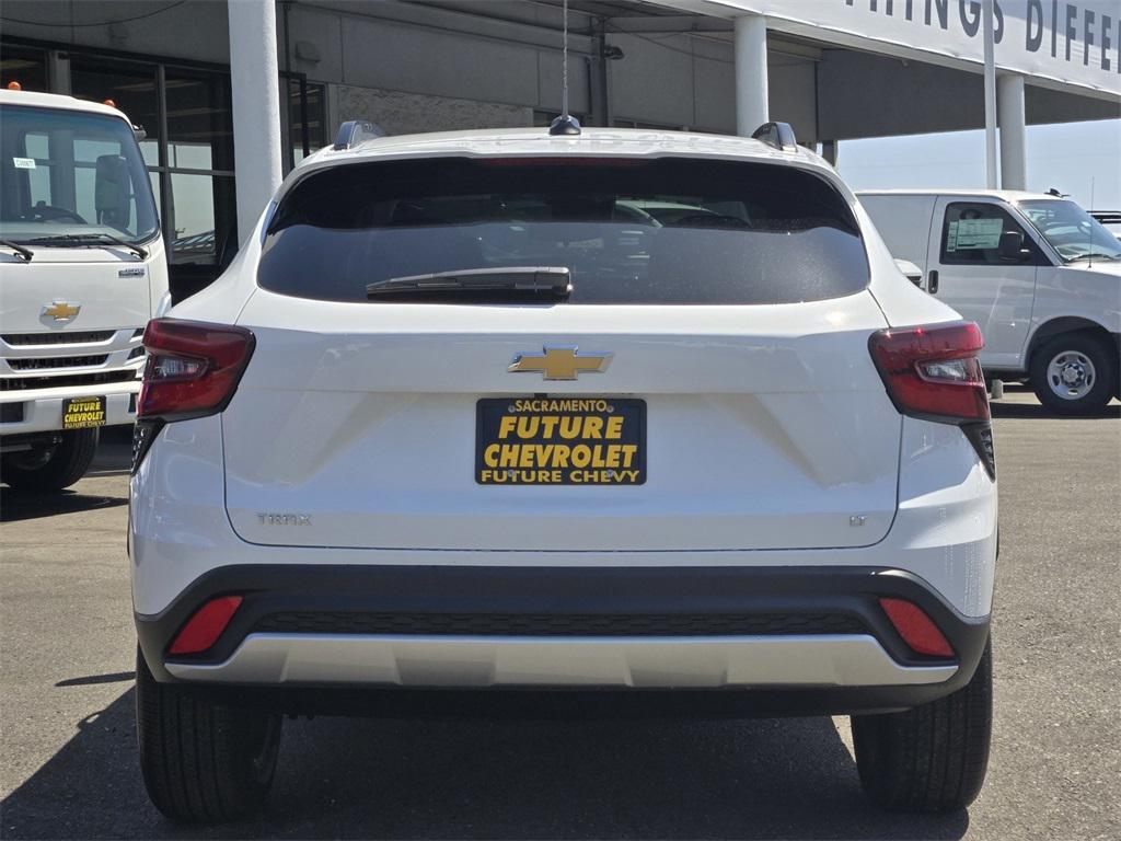 new 2025 Chevrolet Trax car, priced at $22,690
