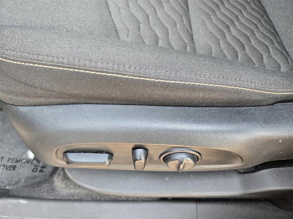 used 2021 Chevrolet Equinox car, priced at $14,851