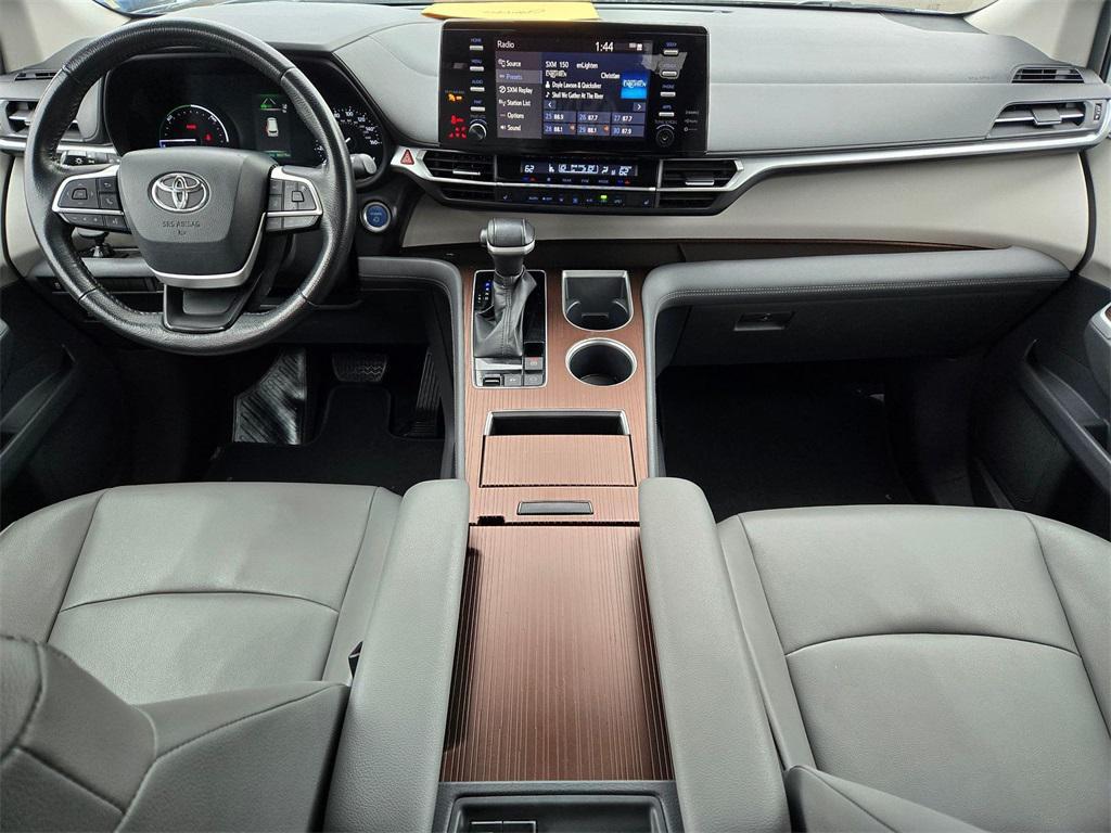 used 2022 Toyota Sienna car, priced at $36,555