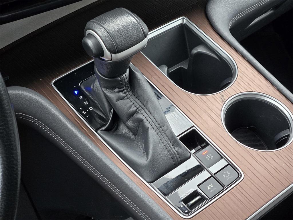 used 2022 Toyota Sienna car, priced at $36,555