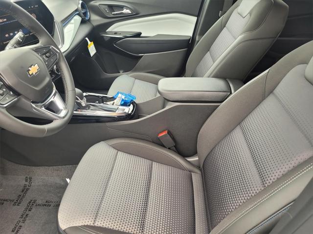 new 2025 Chevrolet Trax car, priced at $23,885
