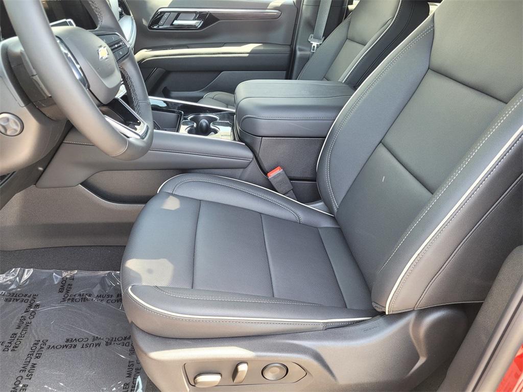 new 2025 Chevrolet Suburban car, priced at $86,415