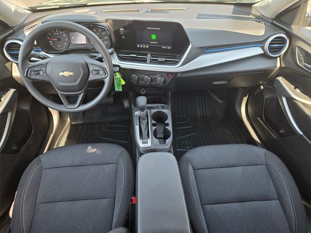 used 2025 Chevrolet Trax car, priced at $23,576