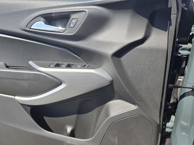 used 2025 Chevrolet Trax car, priced at $23,576