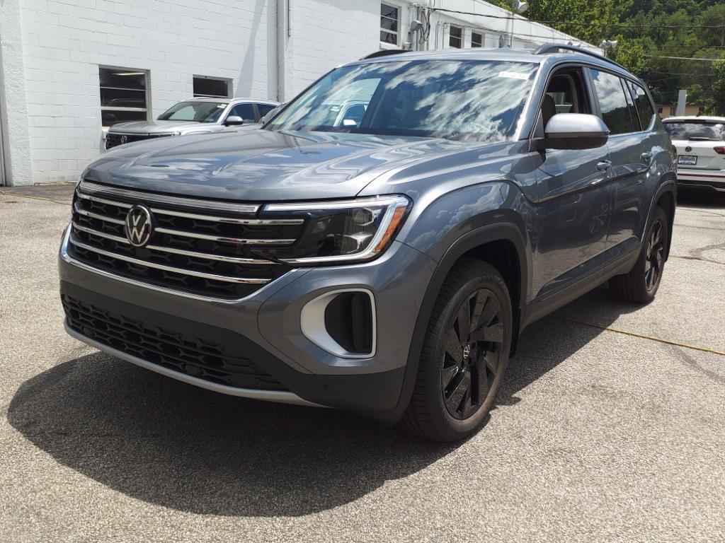 new 2024 Volkswagen Atlas car, priced at $44,275