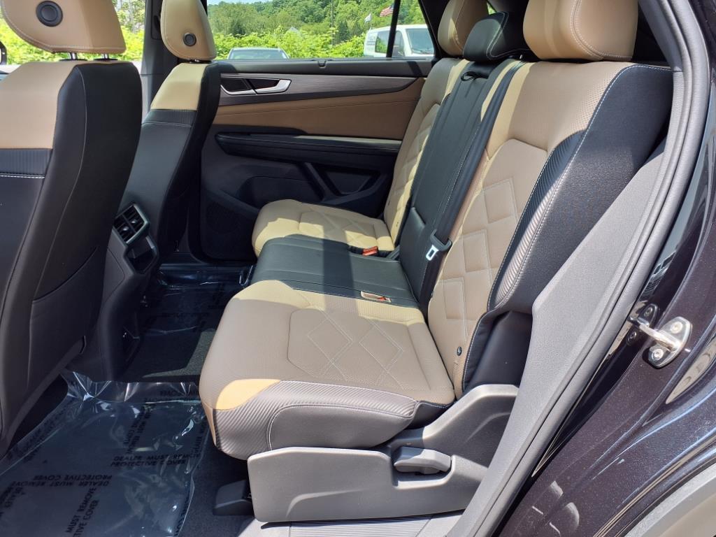 new 2025 Volkswagen Atlas Cross Sport car, priced at $45,491