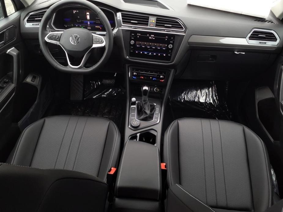 new 2024 Volkswagen Tiguan car, priced at $34,572