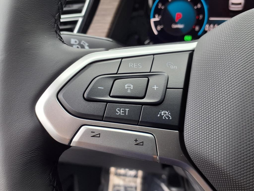 new 2026 Volkswagen Atlas car, priced at $55,943