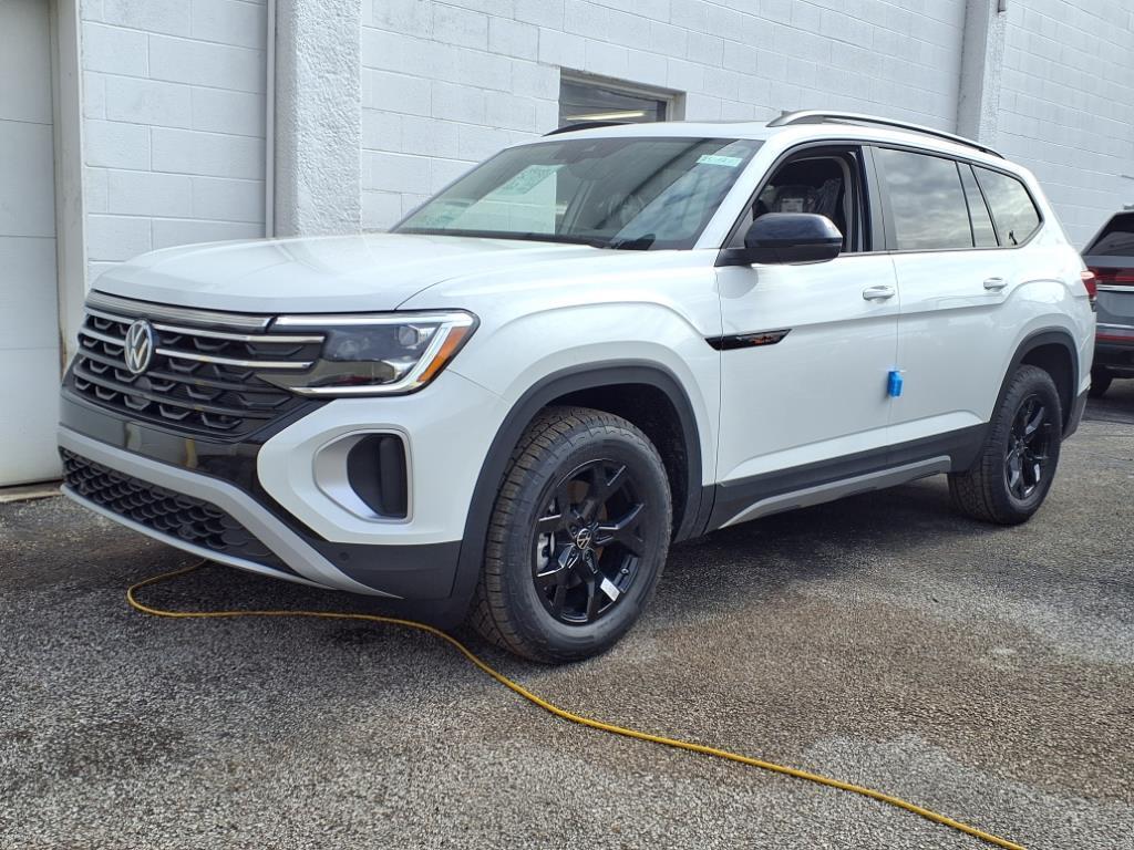 new 2025 Volkswagen Atlas car, priced at $47,851