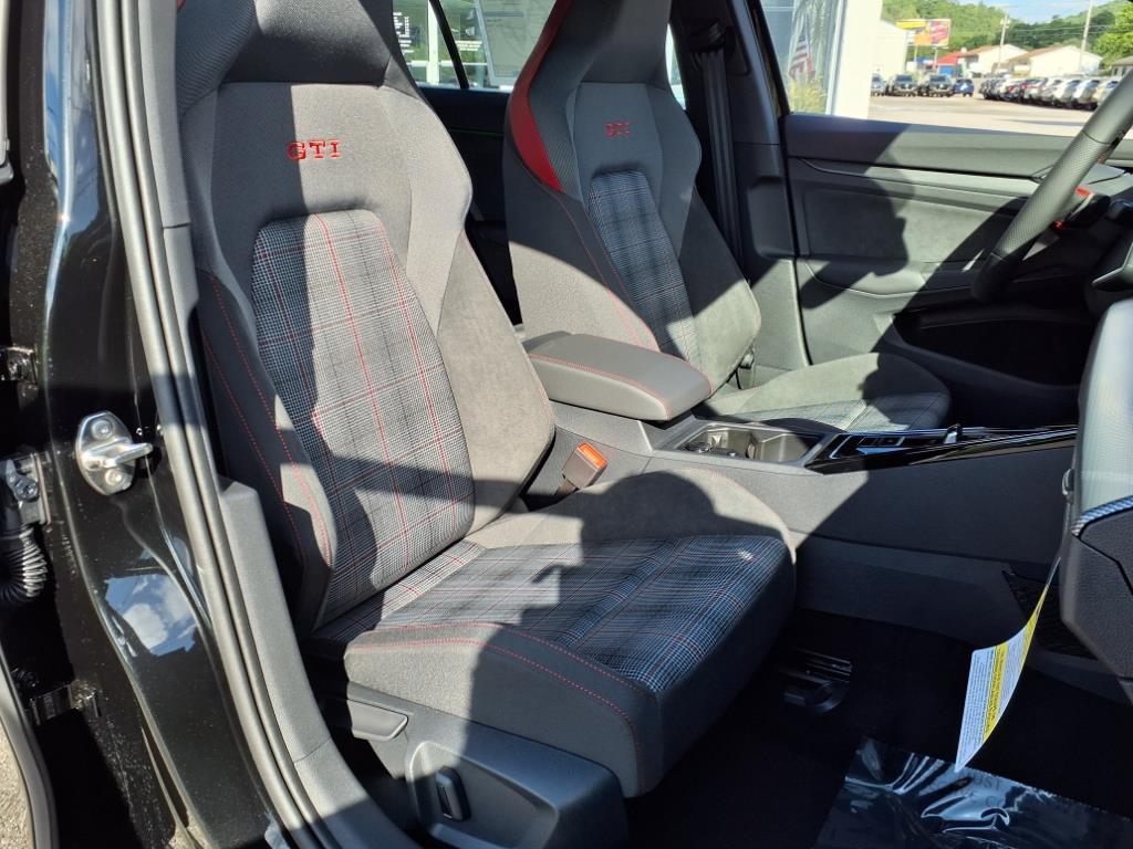new 2025 Volkswagen Golf GTI car, priced at $33,680