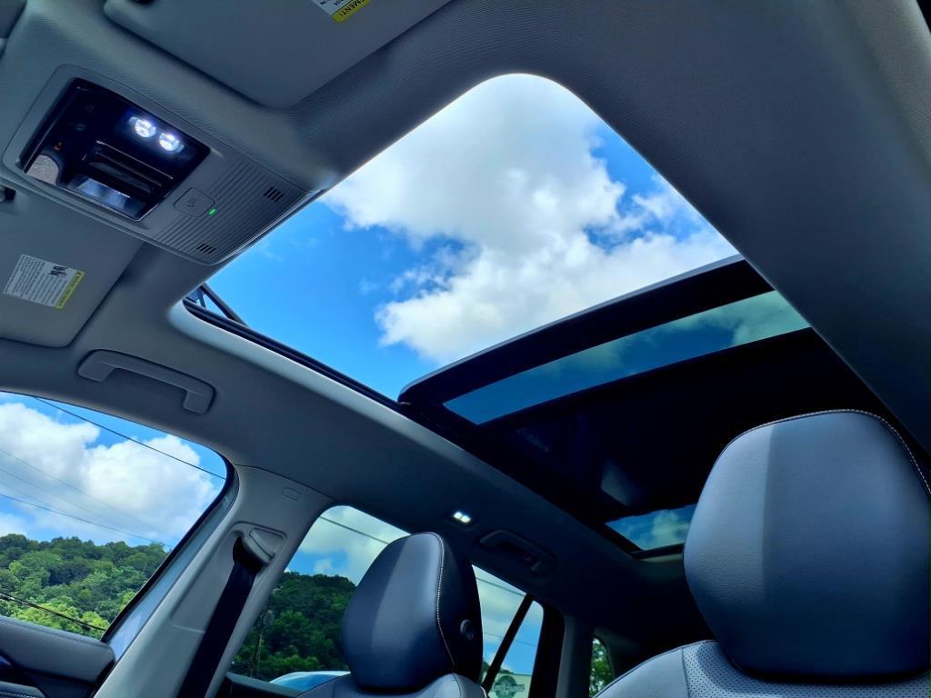 new 2025 Volkswagen Tiguan car, priced at $36,171