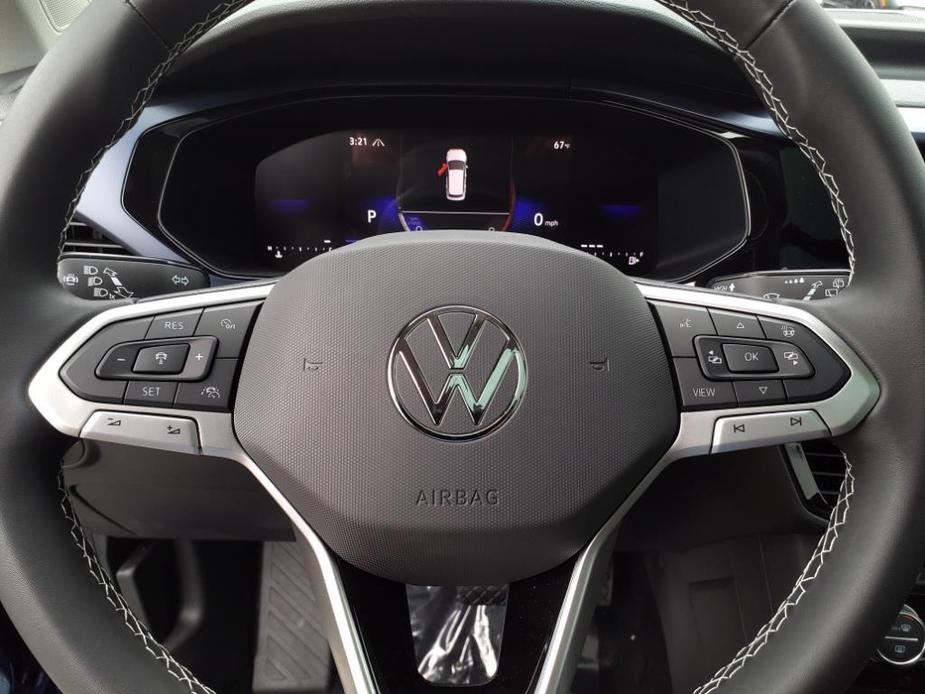 new 2024 Volkswagen Taos car, priced at $32,025