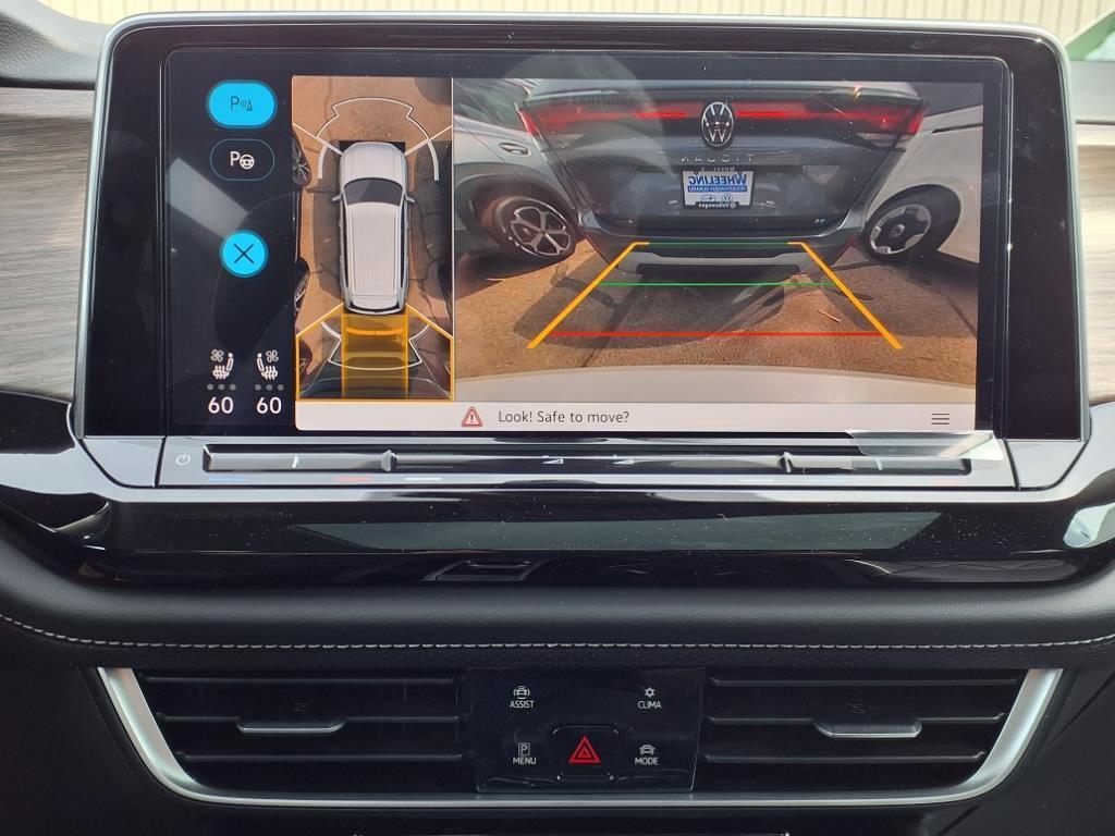 new 2025 Volkswagen Atlas car, priced at $54,091