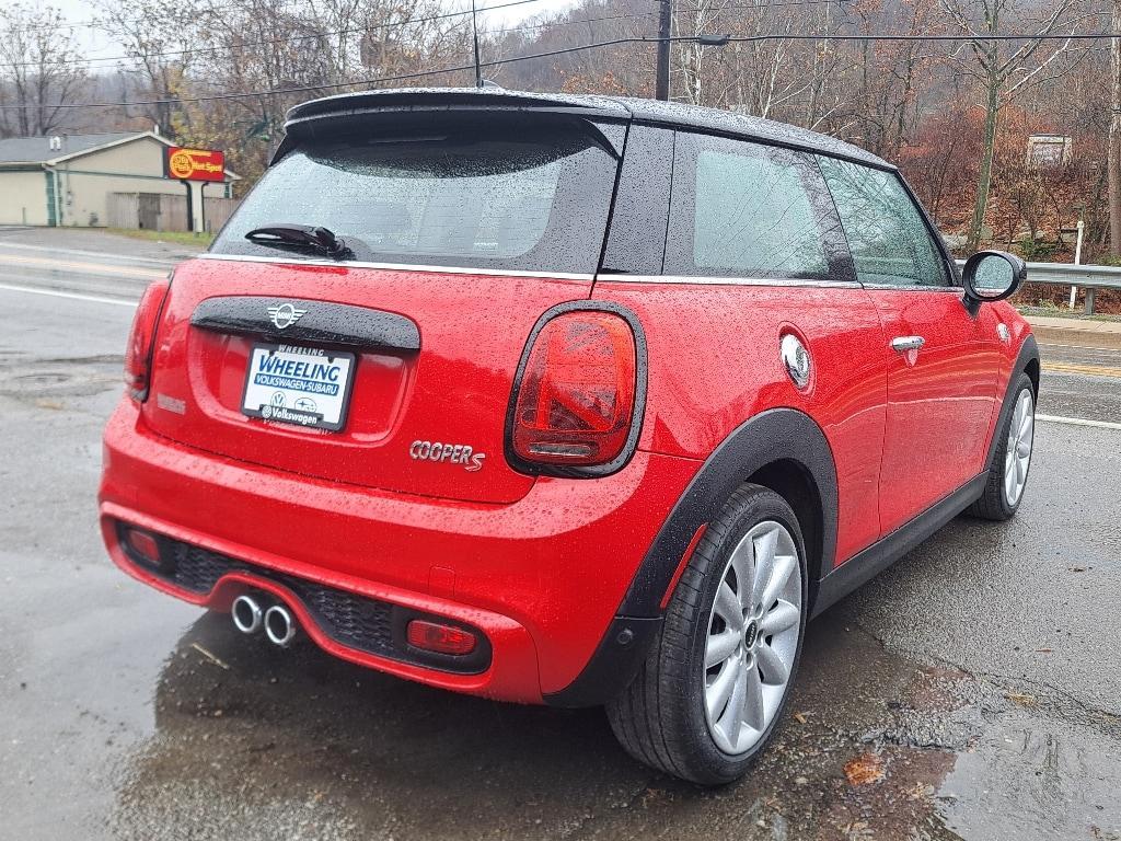 used 2021 MINI Hardtop car, priced at $20,403