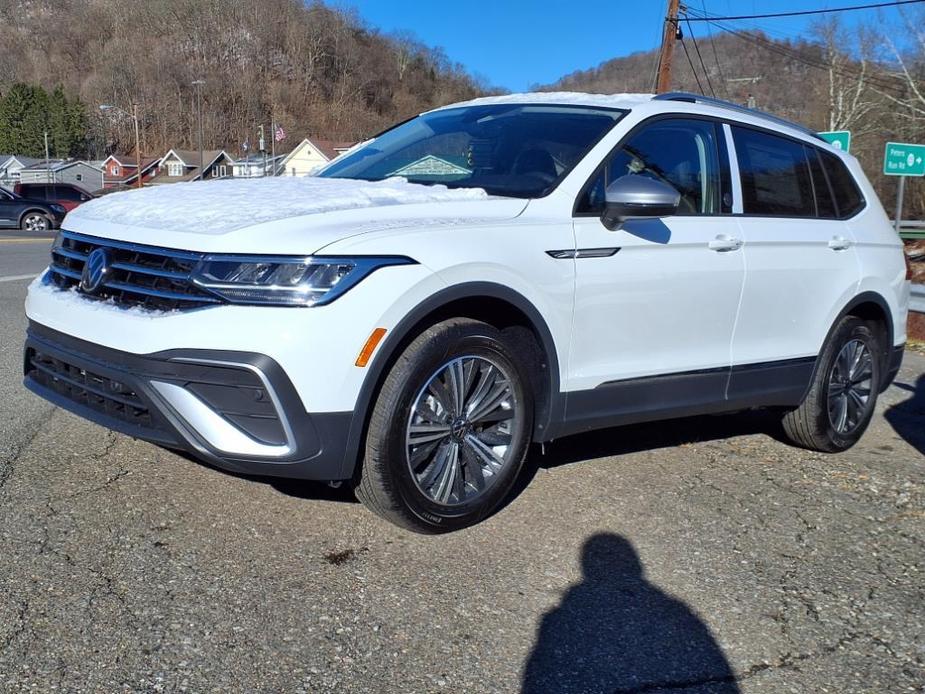 new 2024 Volkswagen Tiguan car, priced at $31,840