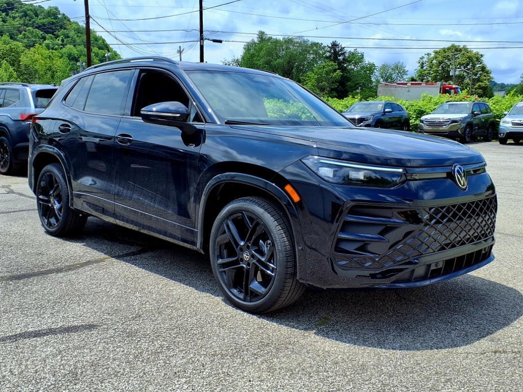 new 2025 Volkswagen Tiguan car, priced at $37,986