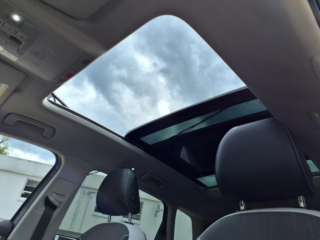 new 2025 Volkswagen Taos car, priced at $31,530