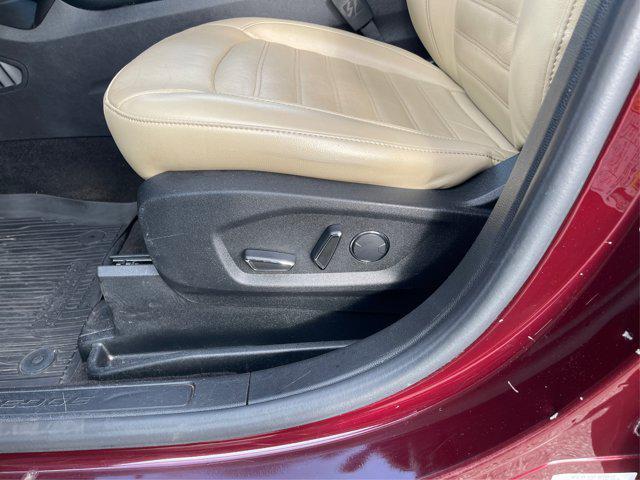 used 2018 Ford Edge car, priced at $10,900