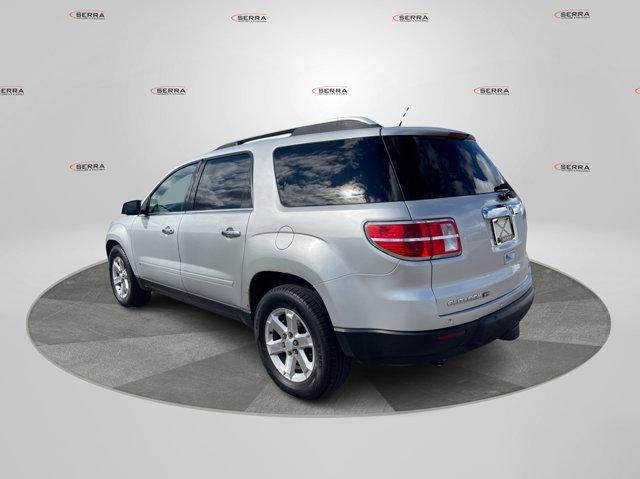 used 2009 Saturn Outlook car, priced at $3,500