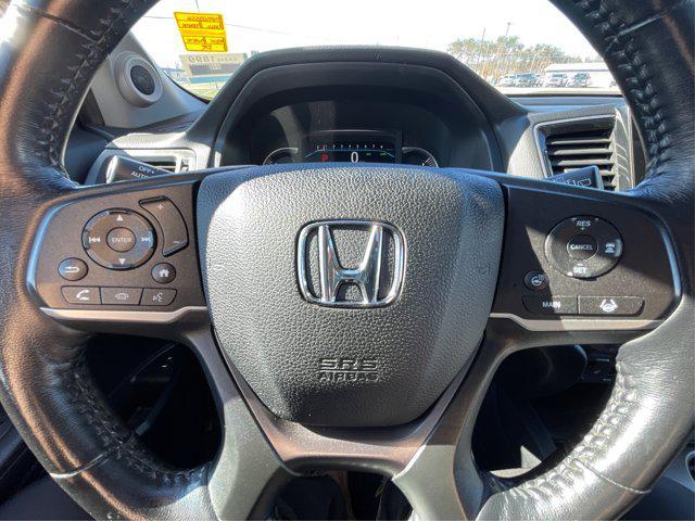 used 2022 Honda Pilot car, priced at $37,900