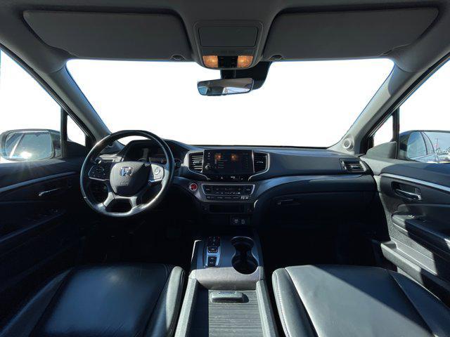 used 2022 Honda Pilot car, priced at $37,900