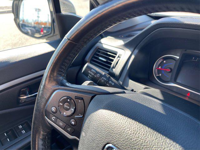 used 2022 Honda Pilot car, priced at $37,900
