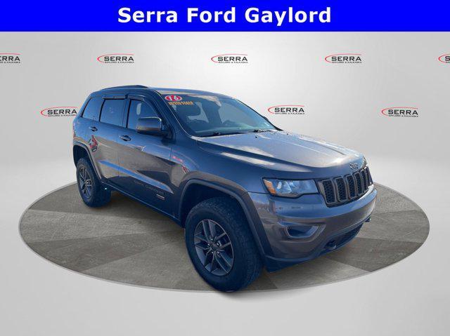 used 2016 Jeep Grand Cherokee car, priced at $9,900