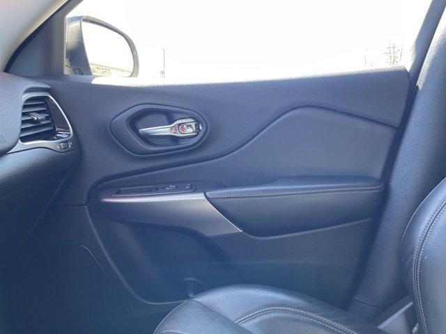 used 2019 Jeep Cherokee car, priced at $20,900