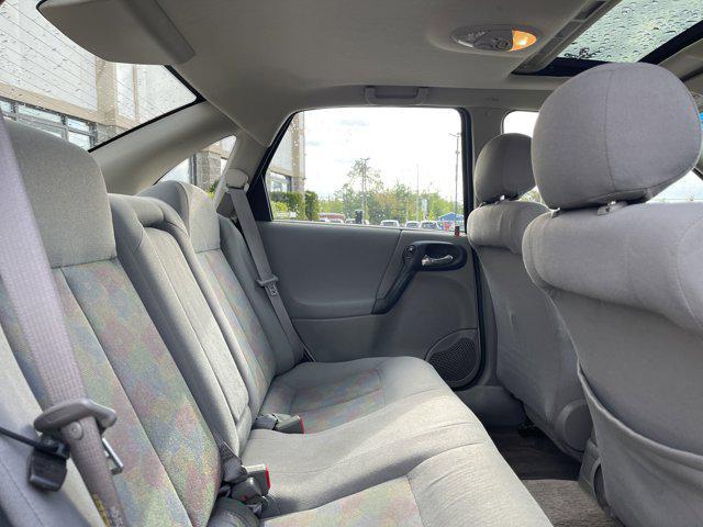 used 2003 Saturn L car, priced at $2,900