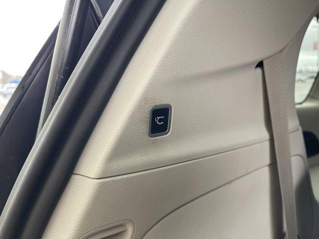 used 2021 Chrysler Pacifica car, priced at $24,250