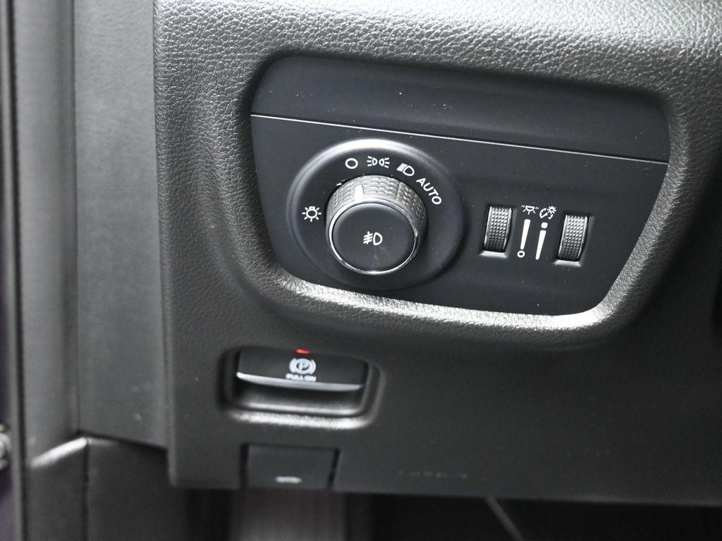 used 2022 Jeep Grand Cherokee L car, priced at $28,500