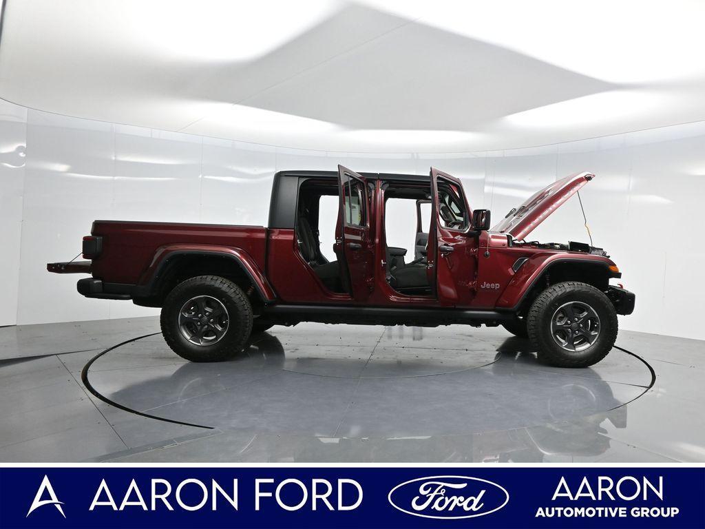 used 2022 Jeep Gladiator car, priced at $39,000
