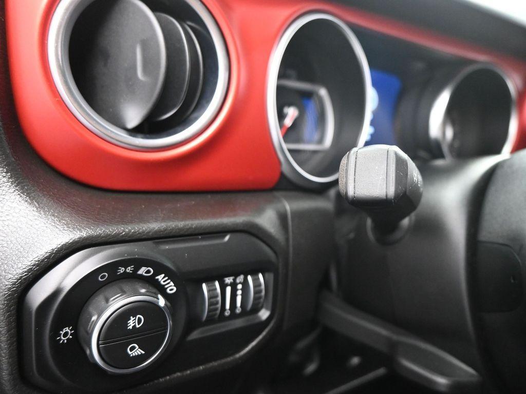 used 2022 Jeep Gladiator car, priced at $39,000